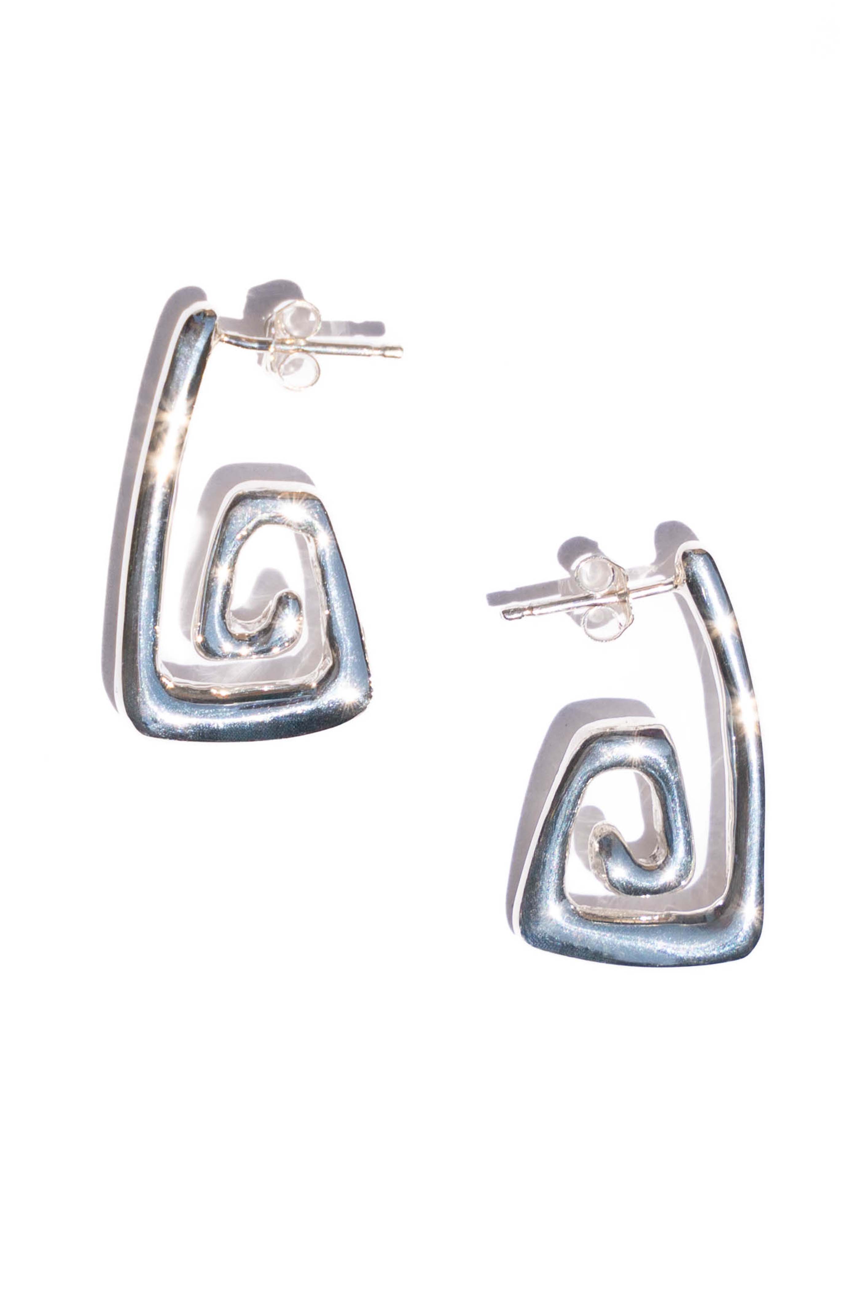 Preorder: NAUTILO earrings
