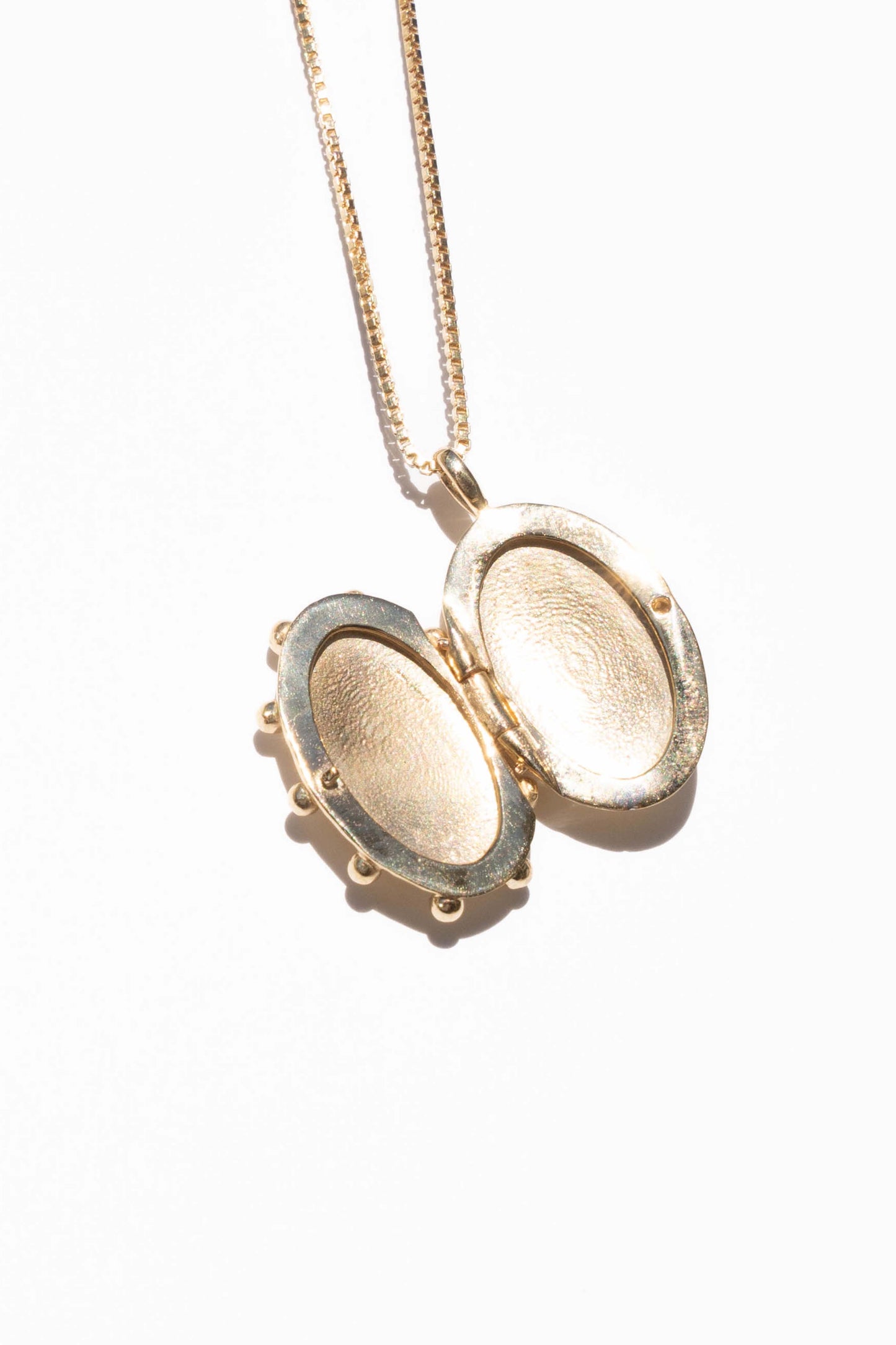 THE SUN locket - plain