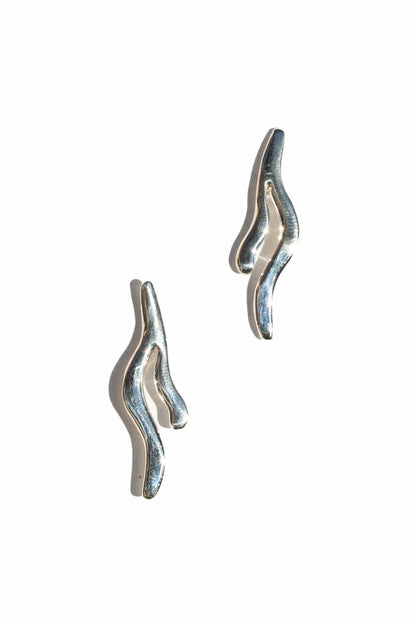 SEA RIBBON earrings