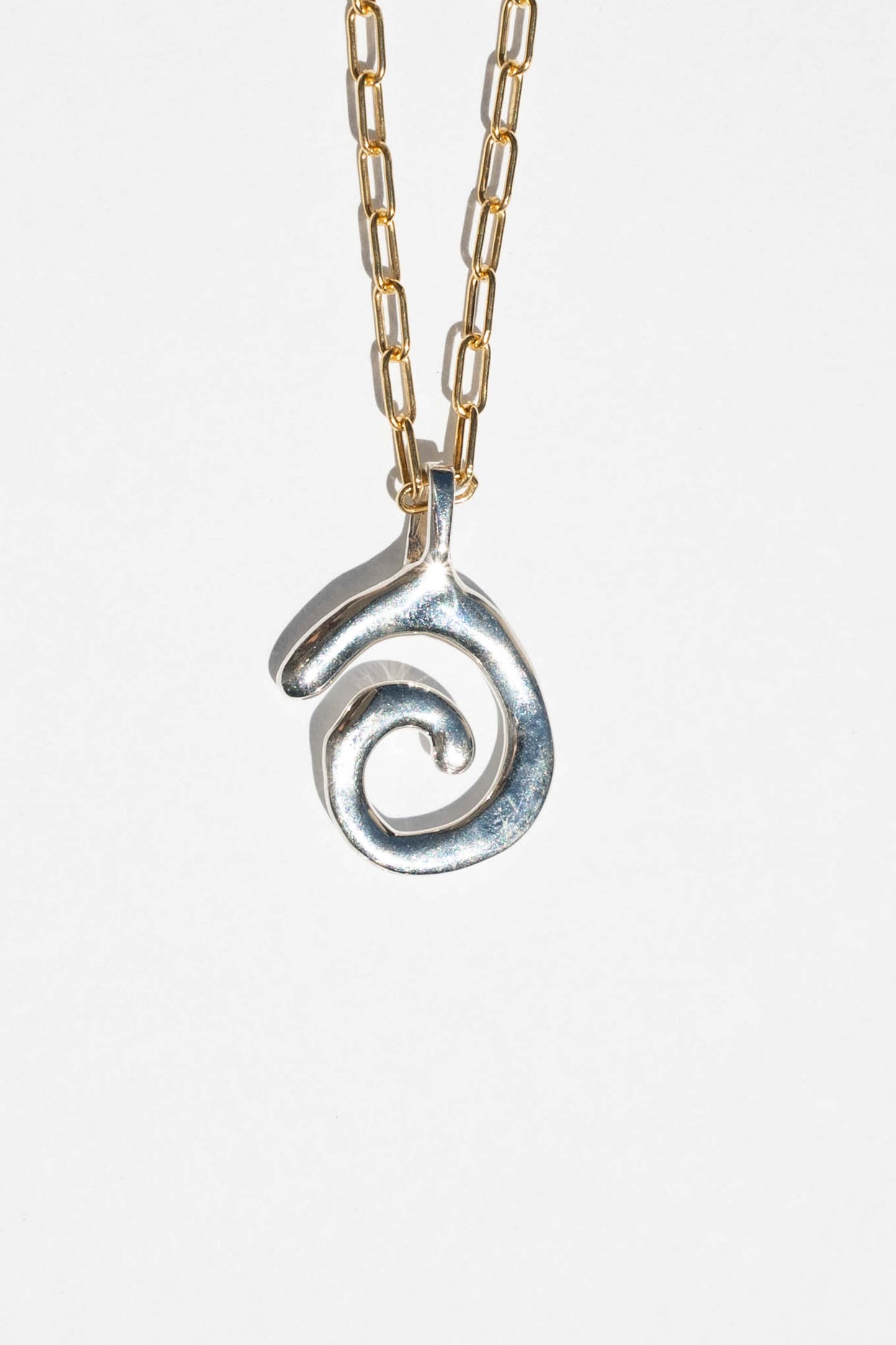 SWIRL necklace